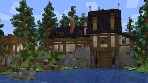 Half-Timbered Water Mill - Imgur Minecraft Medieval House, Minecraft Farm, Minecraft Cottage, Steampunk House, Minecraft House Tutorials, Minecraft Medieval, Cute Minecraft Houses, Minecraft Tips, Minecraft Construction