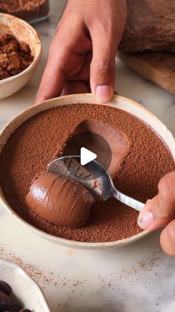 Paneer Dessert Recipes, Cocoa Powder Chocolate, Bake With Shivesh, Easy Indian Dessert Recipes, Healthy Chocolate Pudding, Cottage Cheese Desserts, Chocolate Pudding Recipe, Easy Indian Dessert, Low Fat Desserts