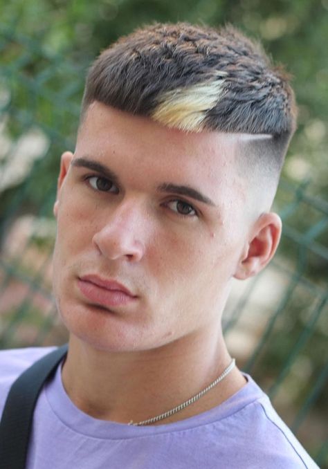 Bleached Hair Men, Undercut Hairstyle, The Undercut, Trending Hair, Hair Barber, Crop Hair, Mullet Haircut, Mens Hairstyles Thick Hair, Beautiful Haircuts