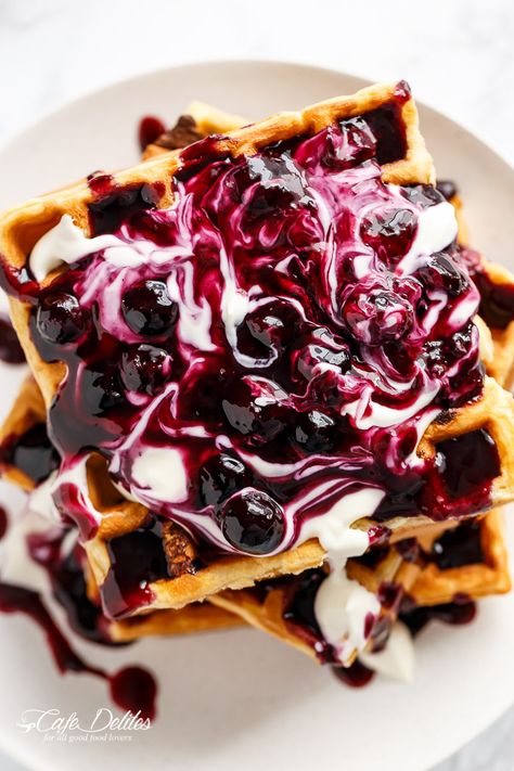 Cheesecake Waffles, Blueberry Lemon Cheesecake, Waffle Iron Recipes, Fro Yo, Cafe Delites, Blueberry Sauce, Slow Cooker Desserts, Pure Vanilla, Lemon Cheesecake