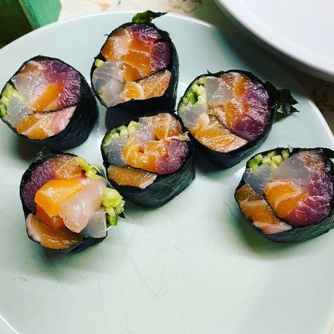 Homemade sushi bought too many fish so we went riceless on a few rolls #food #delicious #eating #photography Riceless Sushi, Tempura Sushi, Rolls Food, Homemade Sushi, Japanese Sushi, Japanese Dessert, Sushi Recipes, Food Concept, Food Plating