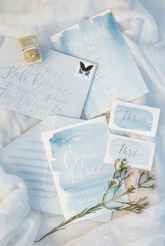 Pastel Wedding Stationery, Watercolour Wedding Stationery, Boho Wedding Theme, Watercolour Wedding, Photo Bleu, Garden Wedding Invitations, Box Photo, Watercolor Brush, Bleu Pastel