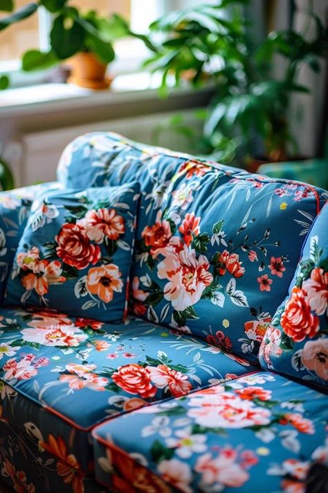 Floral Couch Living Room Ideas: Brighten Your Space Floral Couch Living Room Vintage Modern, Floral Sofa Living Room Decorating Ideas, Floral Couch Living Room Vintage, Floral Couch Living Room, Pattern Couch, Narrow Living, Floral Couch, Long Narrow Living Room, Couch Living Room Ideas