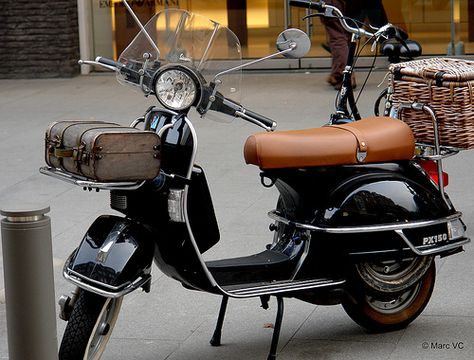 vespa px-150 | Marc VC | Flickr Vespa Px 200, Vespa Px 150, Vespa Motorcycle, Custom Vespa, Italian Scooter, Classic Vespa, Retro Scooter, Motos Harley, Vespa Px