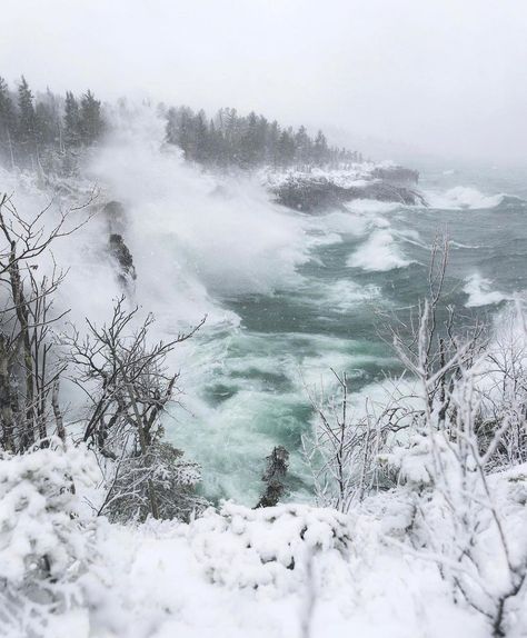 Capture Minnesota on Instagram: “🌊 Tad but choppy out there today.. Incredible photo by @keefography” North Shore Minnesota, Old Man Winter, Minnesota Winter, The Hierophant, Winter Scenery, Winter Pictures, Lake Superior, Winter Aesthetic, North Shore