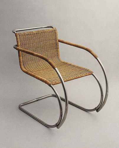 Bauhaus Chair, Ludwig Mies Van Der Rohe, Walter Gropius, Bauhaus Design, Van Der Rohe, Mies Van Der Rohe, Chaise Design, Take A Seat, Chairs Armchairs