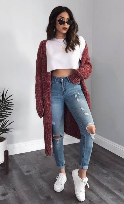 Cute & casual White Crop Top Outfit, Light Blue Jeans Outfit, Teen Winter Outfits, Chique Outfit, Crop Top Outfits, 가을 패션, Outfit Goals, Outfits Casuales, Cute Casual Outfits