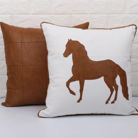 Remake Clothes, Bow Pillows, Applique Cushions, Horse Pillow, African Bag, Sewing Cushions, Crochet Pillow Pattern, Horse Crafts, Diy Leather Bag