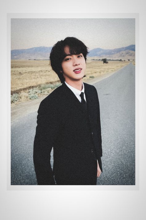 #jin #seokjin #bts #btspolaroid #polaroid Single Funny, Why Im Single, Jin Photo, Im Single, Seokjin Bts, Bts Aesthetic Pictures, Worldwide Handsome, Bts Jin, Foto Bts