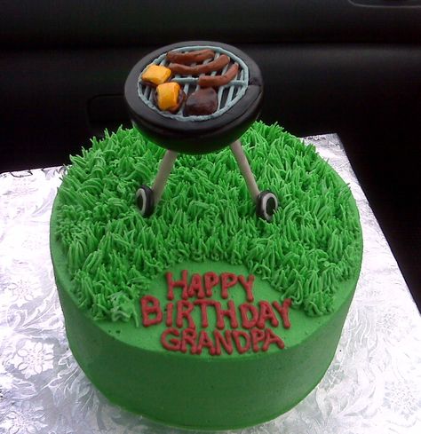 Weber Grill Cake. Buttercream cake and grass, with marshmallow fondant decorations prepared days in advance so they were hard enough. :) Bbq Cakes For Men, Grill Cake Ideas, Barbecue Cake, Bbq Cake, Caesar Pasta Salad, Caesar Pasta, Wooden Skewers, Barbeque Party, Dad Birthday Cakes