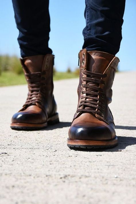 20 Trendy Men's Fall Boots for 2023: Embrace Style and Comfort - mens-club.online Mens Fall Boots, Boots Outfit Men, Men Boot, Quality Leather Boots, Jodhpur Boots, Brogue Boots, Nike Shoes Jordans, Fall Boots, Mens Boots Fashion