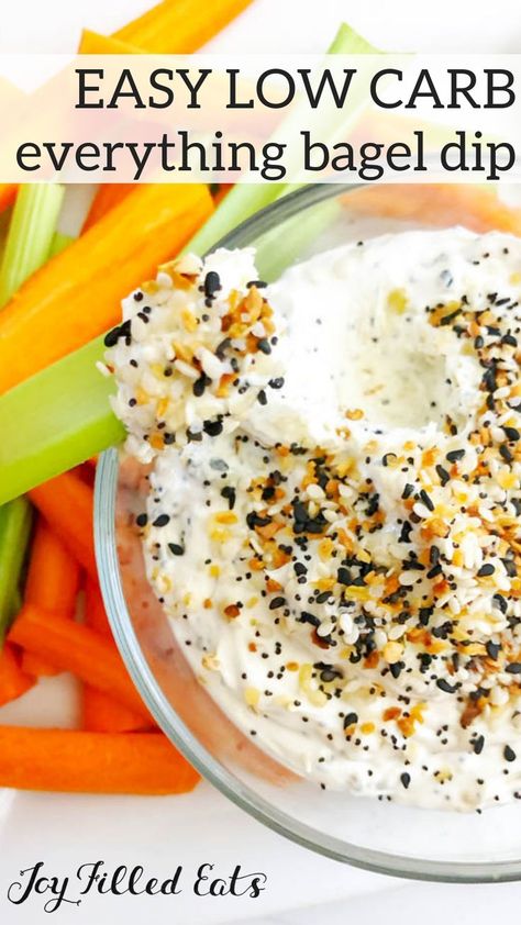 Everything Bagel Dip, Bagel Dip, Low Carb Crackers, Low Carb Easy, Joy Filled Eats, Easy Dips, Plat Simple, Low Carb Appetizers, Party Appetizers Easy