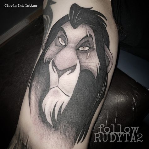 Scar Lion King Tattoo, Lion King Tattoos, Scar Rey Leon, Tattoo Lion King, Cute Disney Tattoos, Tattoo King, Lion King Tattoo, Tattoo Over Scar, Tattoos Cute