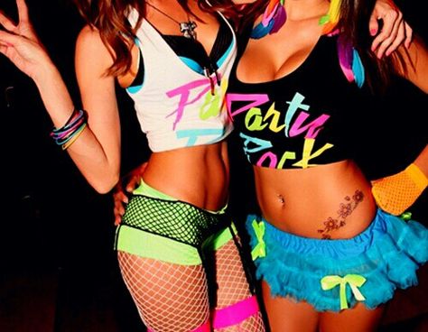 Rave Outfits . Group Costumes Ideas, Ultra Festival, Edm Festival Outfit, Edm Fashion, Raver Girl, Edm Girls, Rave Fits, Rave Girls, Rave Babe