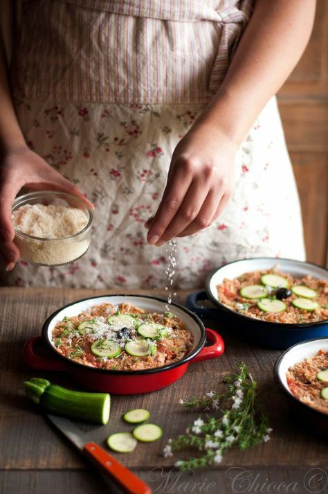 Soup Branding, Kitchen Portrait, Cottage Core Food, Homemaking Inspiration, Cook Pictures, Health Cooking, Housewife Style, Cook More, Cooking Photos