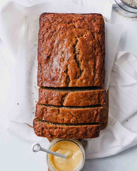 Wheat Banana Bread Recipe, Wheat Flour Recipes, Whole Wheat Banana Bread, Flours Banana Bread, Wheat Pancakes, Healthy Muffin Recipes, Healthy Banana Bread, Make Banana Bread, Baking Muffins