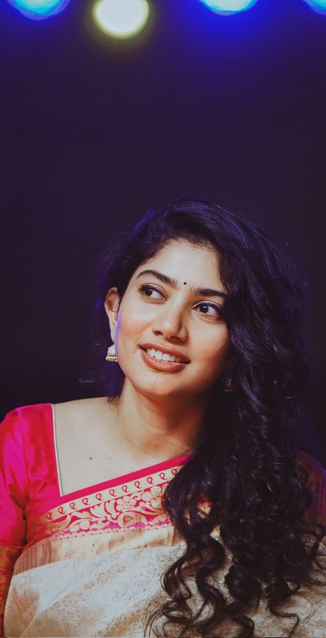 Sai Pallavi Sai Pallavi Hd Photos, Sai Pallavi Hd Images In Saree, Sai Pallavi Hd Images 1080, Saipallavi Hd Wallpaper, Sai Pallavi Hd Images Wallpaper, Saipallavi Images Hd, Sai Pallavi Saree, Sai Pallavi Hd Images, Long Hair Images