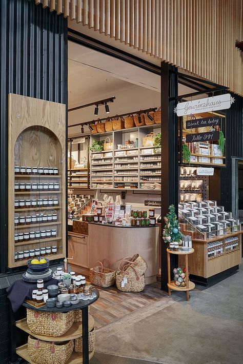 Modern Bodega Market, Grab And Go Market, Modern Grocery Store, Store Counter Design, Supermarket Design Interior, Organic Supermarket, Coffee Display, Roller Door, Wellness Store