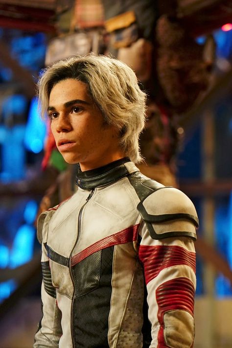 Carlos Descendants, Cameron Boyce Descendants, Cameron Boys, Disney Descendants 3, Four Movie, Anne Mcclain, China Anne Mcclain, Thomas Doherty, The Descendants