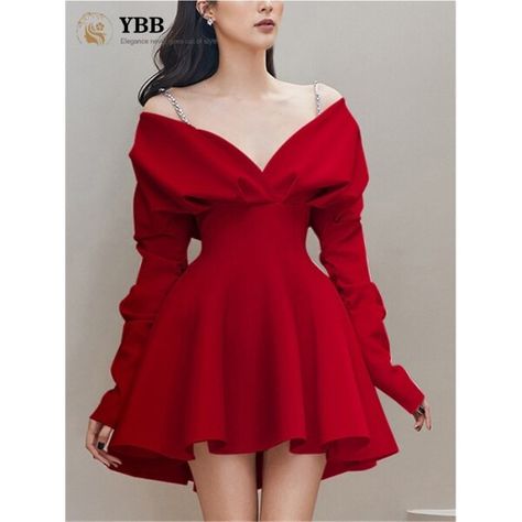 Summer Evening Dress, Fashion Drawing Dresses, Evening Dress Fashion, Suspender Dress, Summer Evening, Red Prom Dress, Full Sleeves, Womens Midi Dresses, Bold Fashion