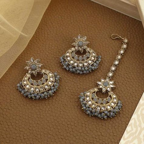 Grey Phool Maang Tikka Set Grey Jewellery Set, Mangtika Jewellery, Maang Tikka Set, Ear Piercing Ideas, Grey Jewelry, Piercings Ideas, Tikka Jewelry, Grey Earrings, Maang Tika