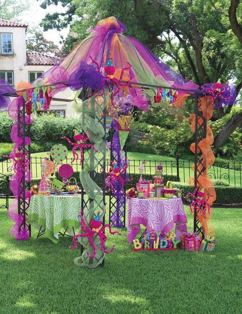 Decorate your gazebo. Outdoor Birthday Party, Outdoor Birthday, Party Deco, Trendy Tree, Fairy Parties, Party Planner, Party Event, Bday Party, Birthday Theme