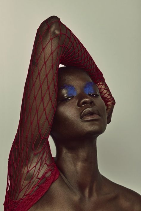 MOUNA FADIGA - Photogenics Media Editorial Posing, Fashion Documentaries, Beach Mood, Dark Skin Models, Commercial Shoot, Model Headshots, Halloween Beauty, Fashion Model Poses, Birthday Inspo