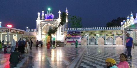 Baba murad shahji dargah at Nakodar 🙏 Picsart Background, Taj Mahal, Building, Travel