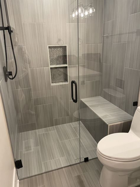 Small Walk In Shower Ideas, Curbless Shower Pan, Walk In Shower Kits, Bathroom Renovation Shower, Chelan Washington, Shower Curb, Jungle Bedroom, Guest Bathroom Remodel, Shower Installation