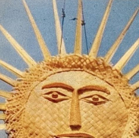 Aaron Artem on Instagram: "Woven sun with palm leaves by Joan Miró. Growing up in Mexico, and seeing woven palm artifacts was fairly common for me, yet it speaks of Miró’s vision at how unique his art was. Since I never saw anything like this before." Sun Sculpture, Shape Poems, Puppetry Theatre, Theater Architecture, Joan Mir, Milk Magazine, Red Tour, Mallorca Spain, Chicken Art