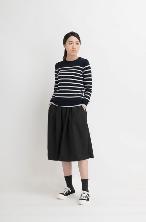 Lookbook Autumn Winter 2018 | MUJI Muji Outfit, Muji Fashion, Work Outfits Women, Outfits Women, Work Outfits, Work Outfit, Autumn Winter, Lookbook, Ballet Skirt