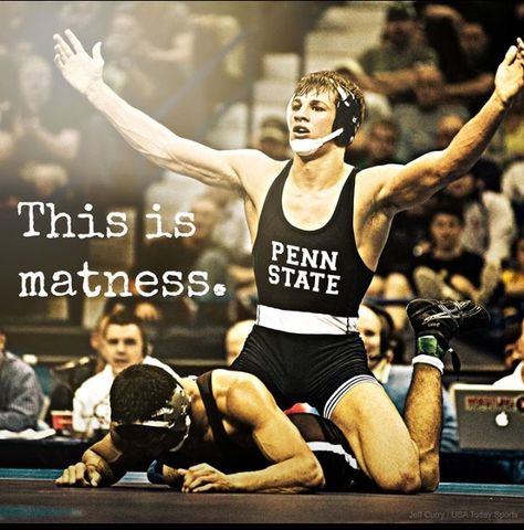 On knees with arms up Penn State Wrestling, Wrestling Senior Pictures, Bjj Quotes, College Wrestling, Wrestling Memes, Wrestling Quotes, David Taylor, American Athletes, Wrestling Videos