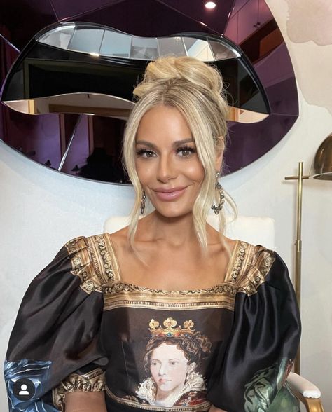 Dorit Kemsley Hair, Dorit Kemsley, Bold Makeup Looks, Real Housewives Of Beverly Hills, Bridal Hair Inspiration, Special Occasion Hairstyles, Tv Fashion, Bravo Tv, Glam Makeup Look