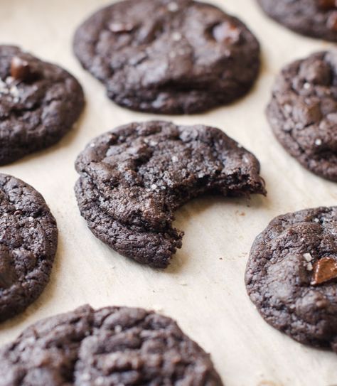 Olive Oil Chocolate Cookies (vegan) Dark Chocolate Sea Salt Cookies, Chocolate Sea Salt Cookies, Oil Cookies, Salt Cookies, Olive Oil Cookies, Sea Salt Cookies, Dark Chocolate Sea Salt, Chocolate Cake Cookies, Dark Chocolate Cookies