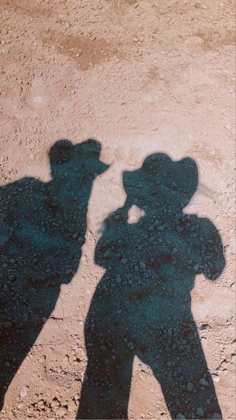 Cowgirl Friends Pictures, Cow Widget, Southern Aesthetic Country, Dark Country Aesthetic, Cowgirl Besties, Rodeo Aesthetic, Cowgirl Wallpaper, Dream Friendship, We Ride At Dawn