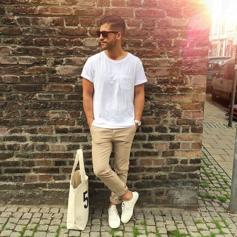 25 tan pants, a white tee and white Vans shoes - Styleoholic Vans Authentic White Outfit Men, White Vans Outfit, Vans Authentic White, All White Vans, Vans Outfit Men, Outfits With Vans, White Vans Shoes, White Tshirt Outfit, Vans Outfit