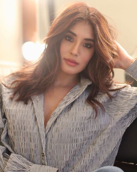 Kritika Kamra's photoshoot Function Photos, Kritika Kamra, Anupama Parameswaran, Indian Bollywood, Mother And Father, Some Words, Reality Show, New Pictures, Television Show