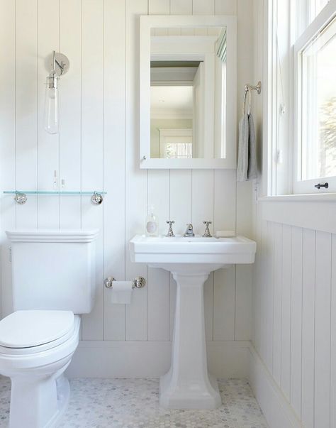 Half Bath Design, Cottage Style Bathrooms, Beadboard Bathroom, French Country Bathroom, Over Toilet, Cottage Bathroom, Country Bathroom, Bathroom Windows, White Cottage