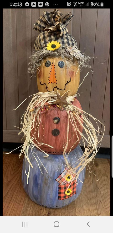 Stacked Pumpkin Scarecrow, Dollar Tree Stackable Christmas Tree, Stack Pumpkins, Fall Office Decorations, Stackable Pumpkins, Fall Greetings, Dollar Tree Halloween Decor, Pumpkin Scarecrow, Fall Pumpkin Crafts