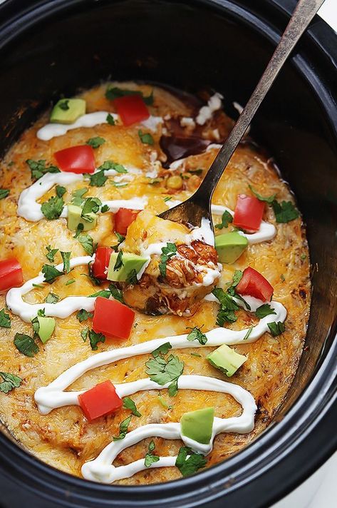 Slow Cooker Enchilada Quinoa Slow Cooker Vegetarian Curry, Slow Cooker Enchiladas, Quinoa Recipe, Vegetarian Crockpot Recipes, Dump Dinners, Slow Cooker Vegetarian, Vegetarian Curry, Vegetarian Crockpot, Hard Cider