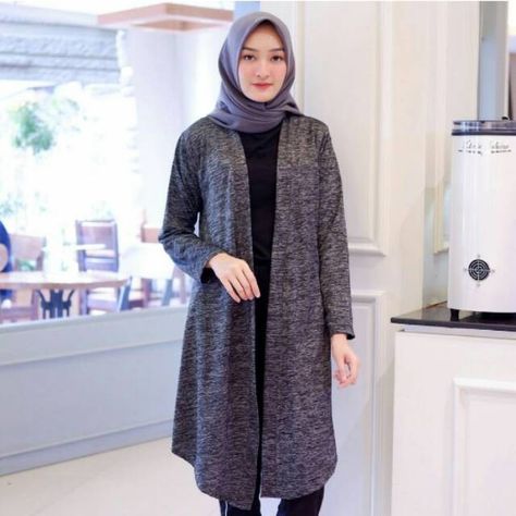 Ootd Cardigan, Outfit Hijab Simple, Outer Cardigan, Long Cardi, Outfit Cardigan, Soft Knit Cardigan, Fashion Muslim, Hijab Chic, Outfit Hijab