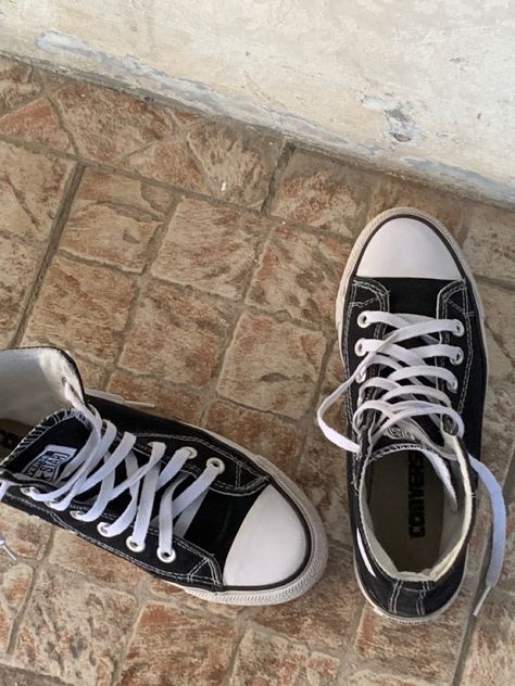 me and my fake converse against the world lol Fake Converse, How To Lace Converse, Converse Aesthetic, Junk Drawer, Converse Chuck, Chucks Converse, Converse Shoes, Sneaker Head, My Girl