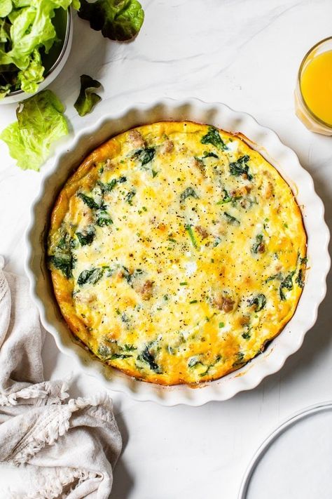 Sausage And Spinach Quiche, Crustless Quiche Muffins, Skinnytaste Breakfast, Ricotta Quiche, Quiche Spinach, Sausage Quiche Recipes, Chicken Quiche, Sausage Quiche, Sausage And Spinach