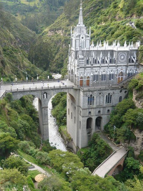 Las lajas cathedral, colombia. Old Castle, High Bridge, Gothic Revival, Beautiful Castles, A Castle, Hanging Garden, Place Of Worship, Alam Yang Indah, Beautiful Architecture