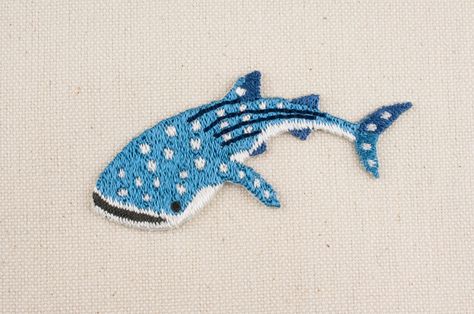 Patch Embroidery, Embroidered Badges, Sea Animal, Animal Embroidery, 자수 디자인, Whale Shark, Animal Stickers, Embroidery Patches, Iron On Patch