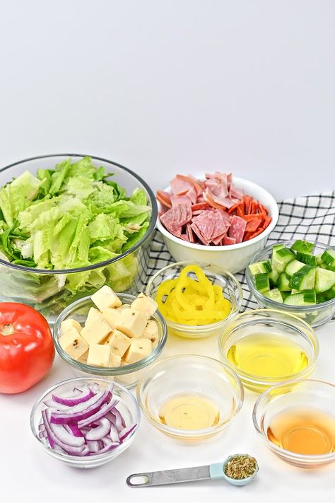 Keto Italian Sub Salad - Easy To Make Recipe Sub Salad Italian, Sub In A Tub Salad Healthy, Keto Italian Salad, Italian Sub Salad, Sub Salad, Italian Sub Sandwich, Italian Bowl, Keto Italian, Sub Sandwich