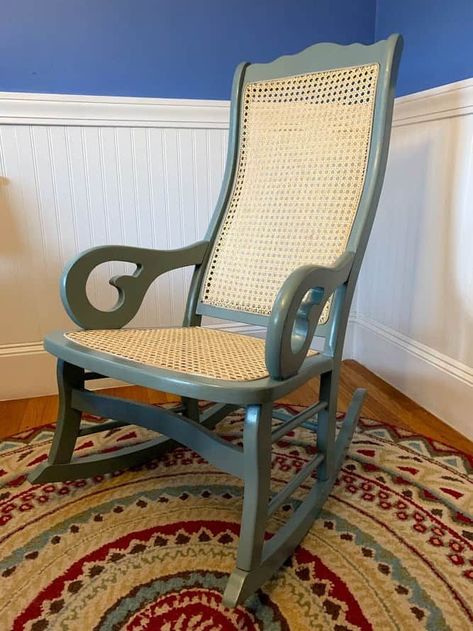 Vintage Rocking Chair Makeover with a fresh paint of The Chippy Barn Paint - Balsam color - paired with new pressed cane in the seat and back @thechippybarn Cane Rocking Chair, Rocking Chair Makeover, Old Rocking Chairs, Diy Rocking Chair, Diy Furniture Restoration, Upcycle Chair, Painted Bedroom, Antique Furniture Restoration, Vintage Rocking Chair