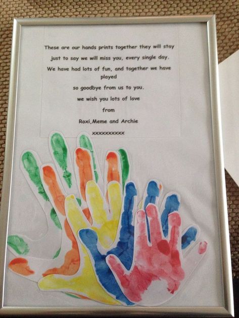 A Goodbye Present image and visual related images Last Day Of Daycare Craft, Goodbye Crafts For Kids, Good Bye Cards For Kids, Goodbye Cards For Kids, Gifts For Daycare Provider Goodbye, Last Day Of Daycare, Creche Ideas, Preschool Graduation Gifts, Preschool Poems