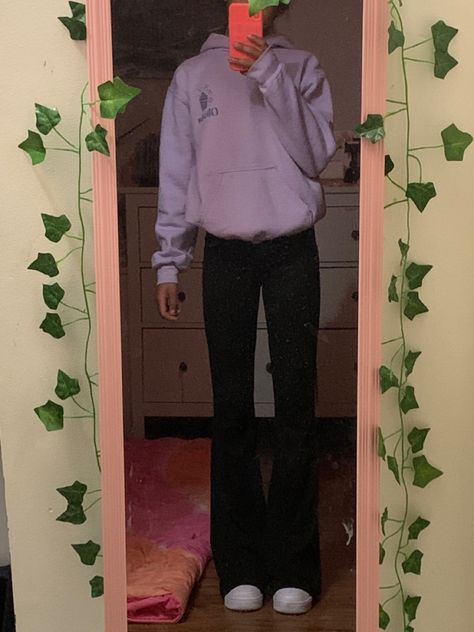 Lilac Sweatshirt Outfit, Lilac Sweatshirt, Baggy Shirt, White Air Forces, Flared Leggings, Sweatshirt Outfit, Air Force Ones, Flare Leggings, Virtual Closet