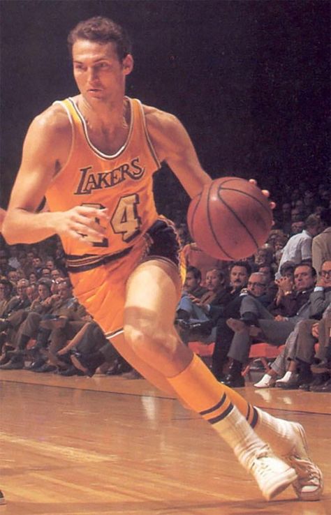 The original photo that the NBA logo is based on - 9GAG Jerry West, Lakers Basketball, Nba Logo, Nba Legends, Playing Basketball, Sports Hero, Basketball Legends, Sports Figures, Larry Bird